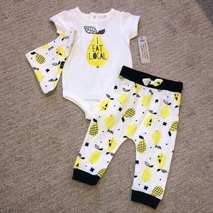 Onesie with pants & bib outfit 9month